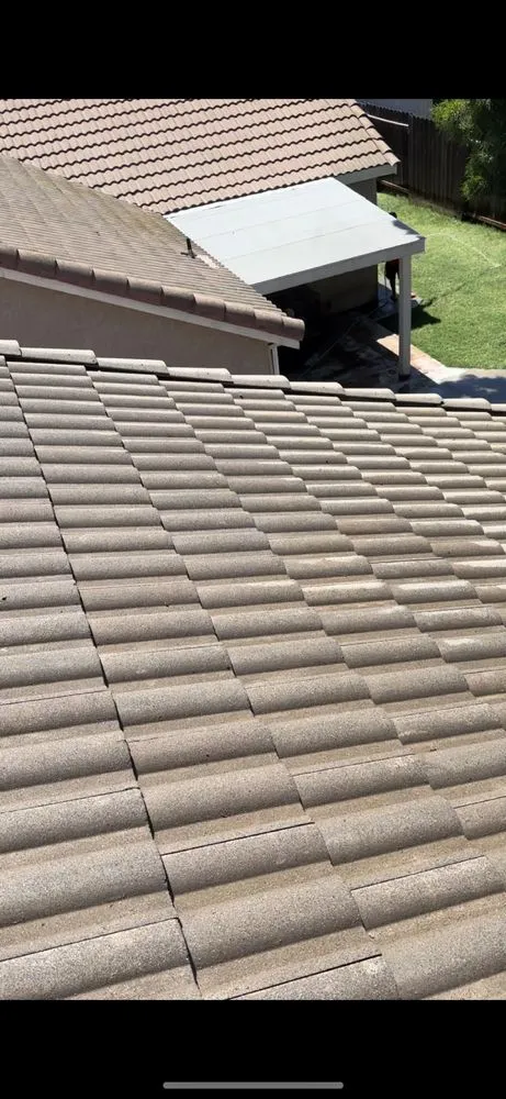 Local lawn mowing service experts serving Modesto, CA - Tesoro Pristine Property Cleaning