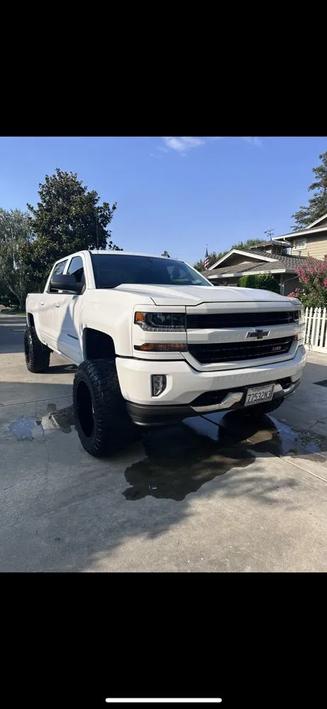 Expert landscape design in Modesto, CA by Tesoro Pristine Property Cleaning