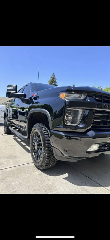 Professional landscape installation in Modesto, CA - Tesoro Pristine Property Cleaning