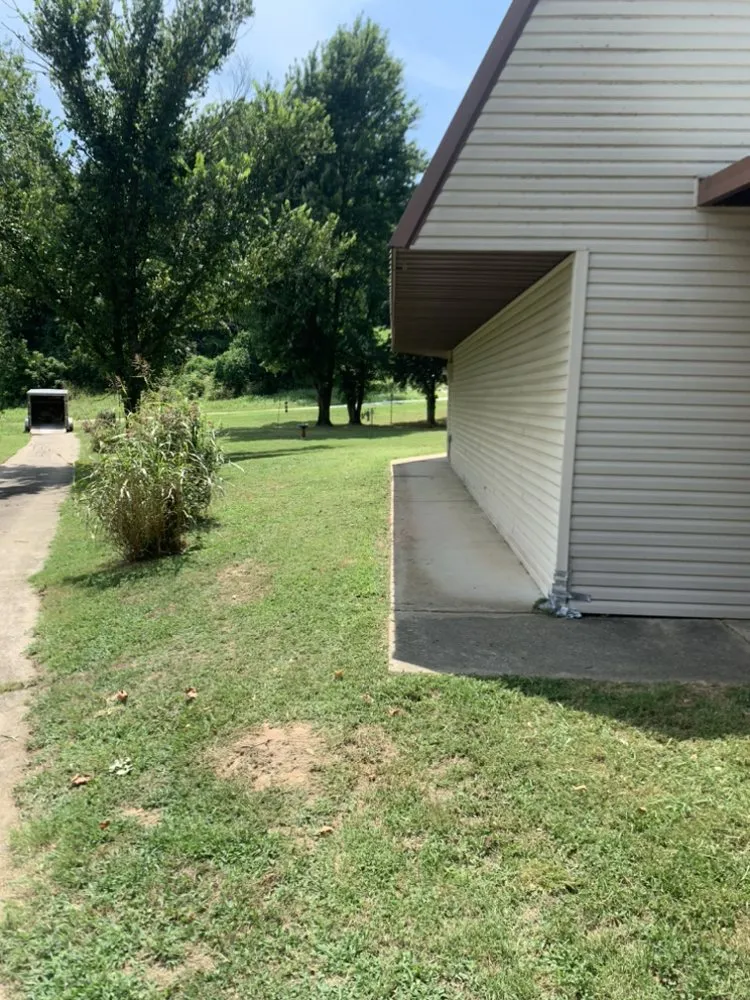 Local landscaping services experts serving Joplin, MO - Tetrad Legacy Services