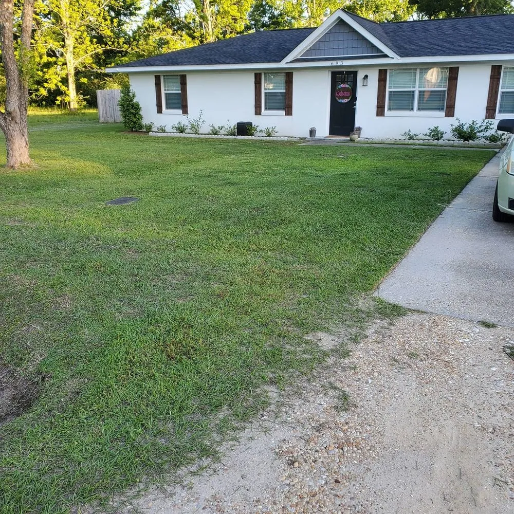 Custom outdoor landscaping in Slocomb, AL - Tew Lawn Care