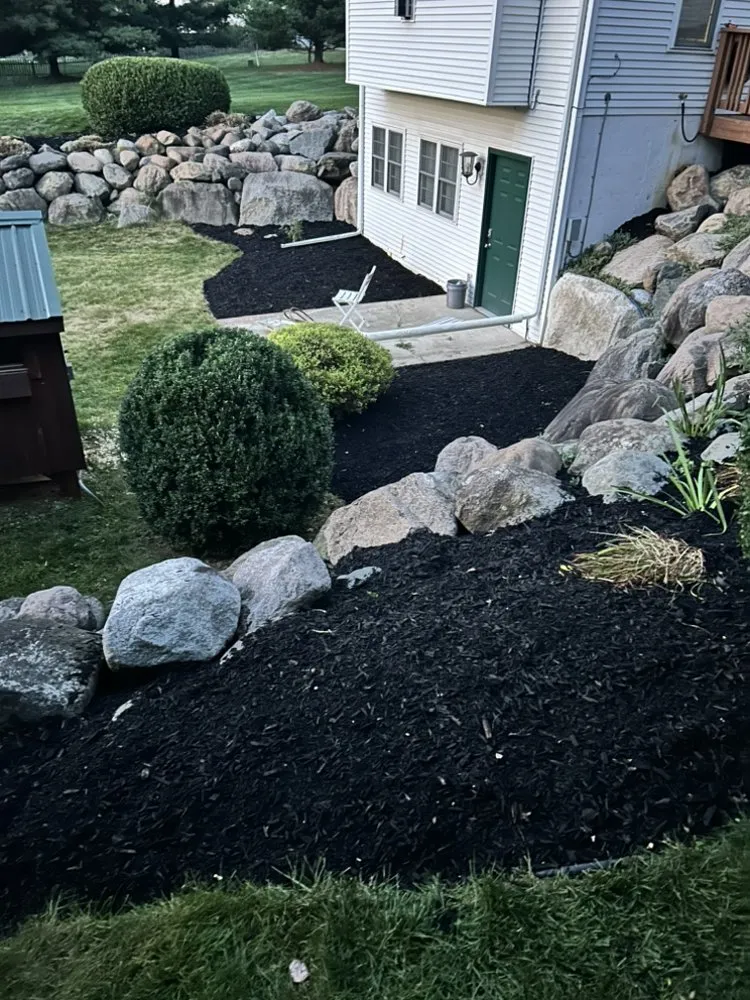 Custom yard cleanup service in Grass Lake, MI - Tex Mex Lawn and Landscaping