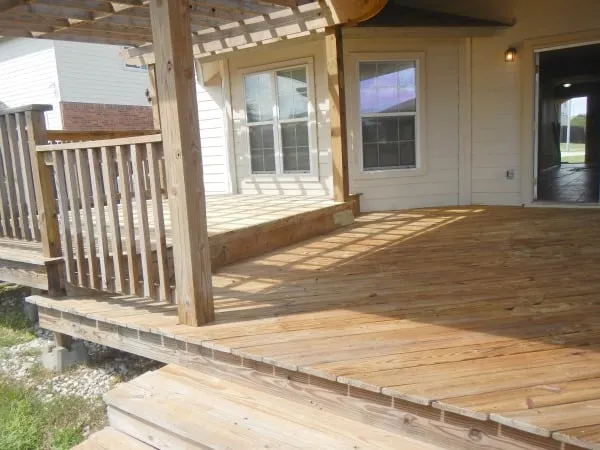 Professional garden landscaping in Leander, TX by Texas Central Service