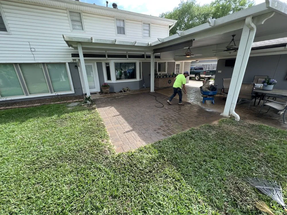 Top-rated outdoor landscaping for homes in Houston, TX by Texas Elite Tree & Outdoors