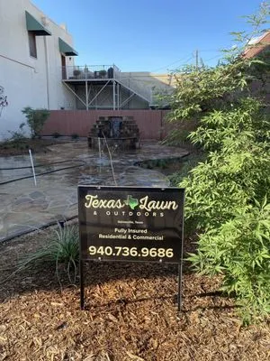 Texas Lawn & Outdoors Logo