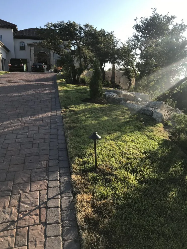 Professional garden landscaping in Spicewood, TX by Texas Lawn Authority