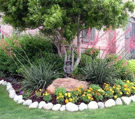 Professional garden landscaping with custom design in San Antonio, TX by Texas Lawn Care