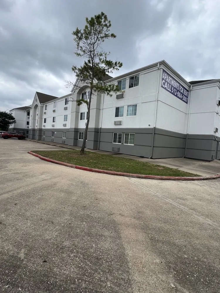 Professional lawn care service in Houston, TX - Texas Lawn Star Landscaping