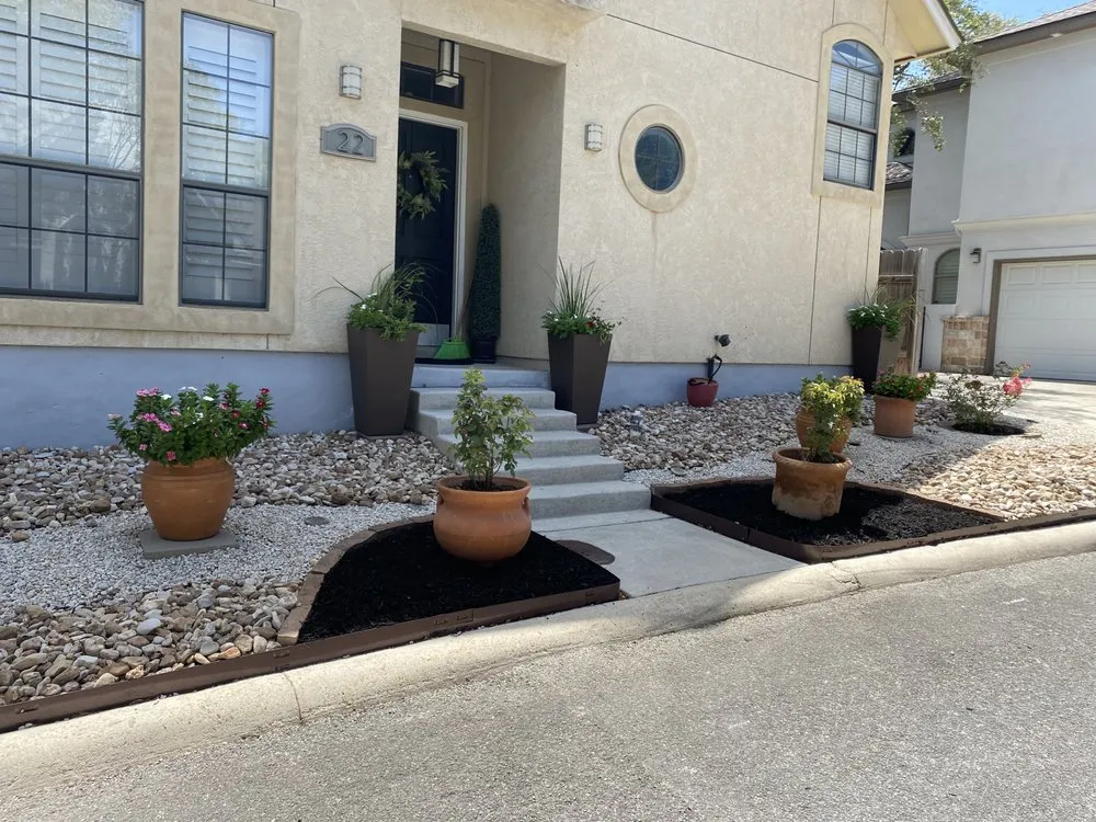 Affordable lawn mowing service for homes across San Antonio, TX - Texas Oaks landscaping