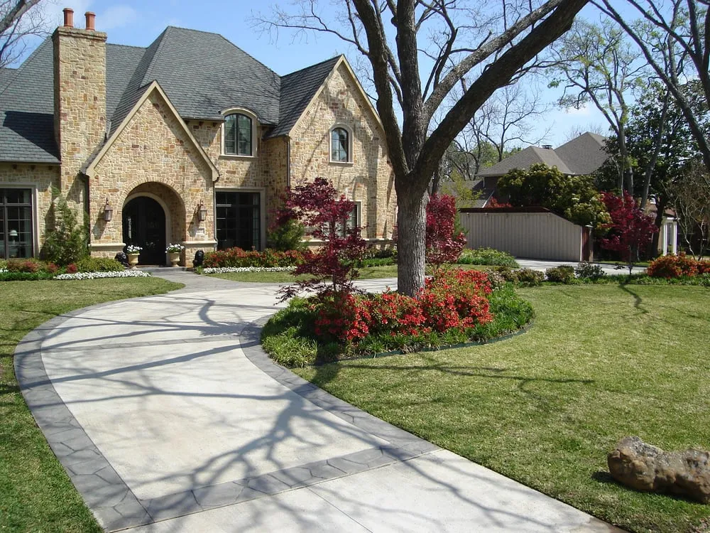 Expert garden landscaping for beautiful yards across Dallas, TX - Texas Oasis