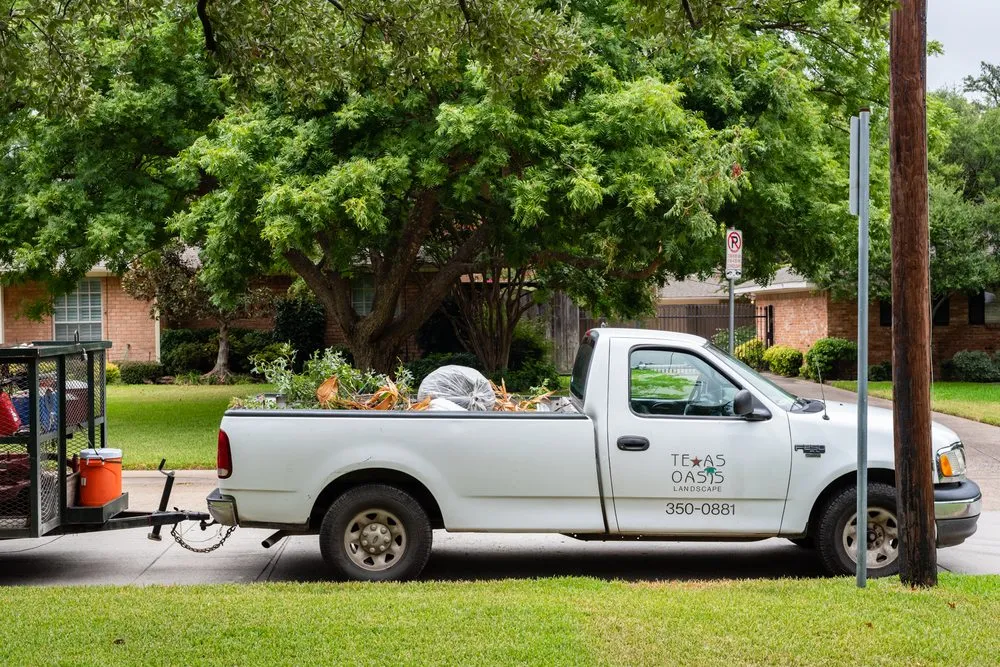 Affordable yard maintenance for year-round maintenance across Dallas, TX - Texas Oasis