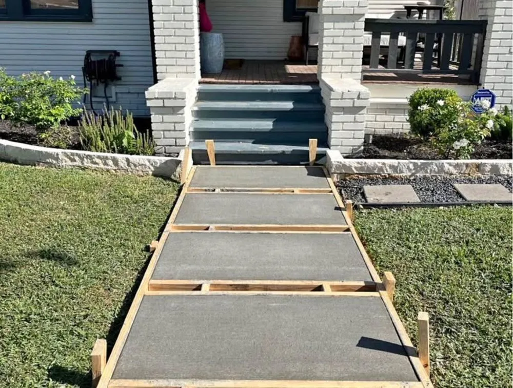 Custom lawn mowing service for outdoor upgrades across Conroe, TX - Texas Outdoor Creations