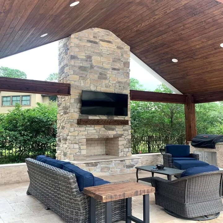 Affordable lawn care service experts serving Alvin, TX - Texas Outdoor Projects