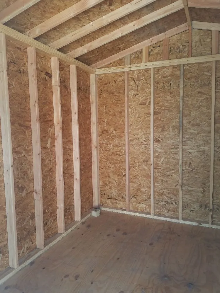 Custom yard maintenance for year-round maintenance across Katy, TX - Texas Outdoor Services