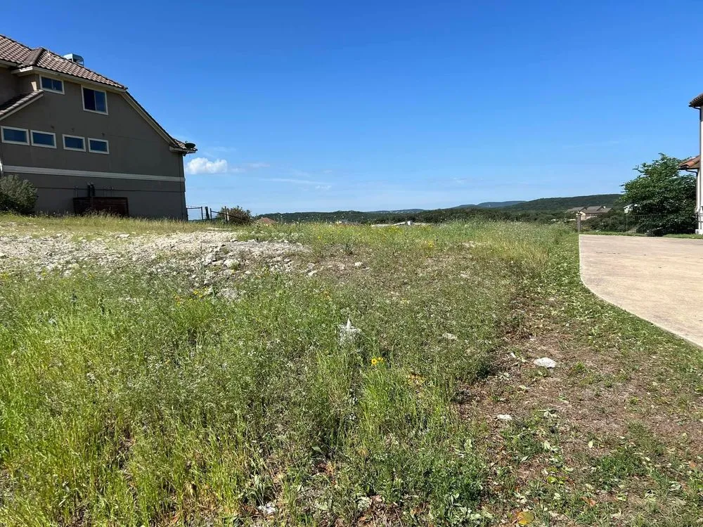 Trusted lawn mowing service for beautiful yards across Schertz, TX - Texas Star Mowing Services