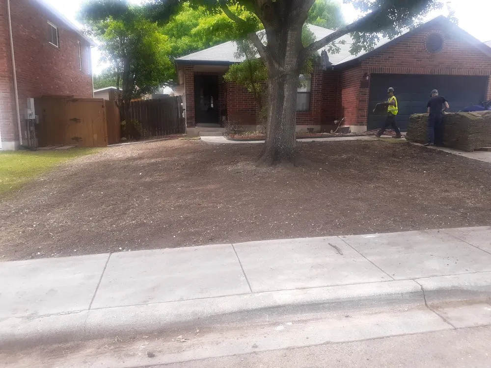 Custom yard cleanup service for outdoor upgrades in Selma, TX by Texas Strong Landscaping & Tree Trimming