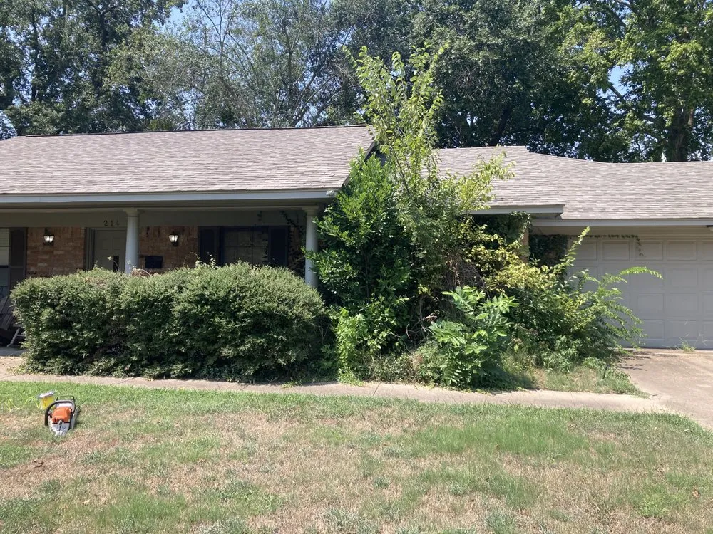 Reliable landscape design for homes across Athens, TX - Texas Trims Mowing and Gardening Service