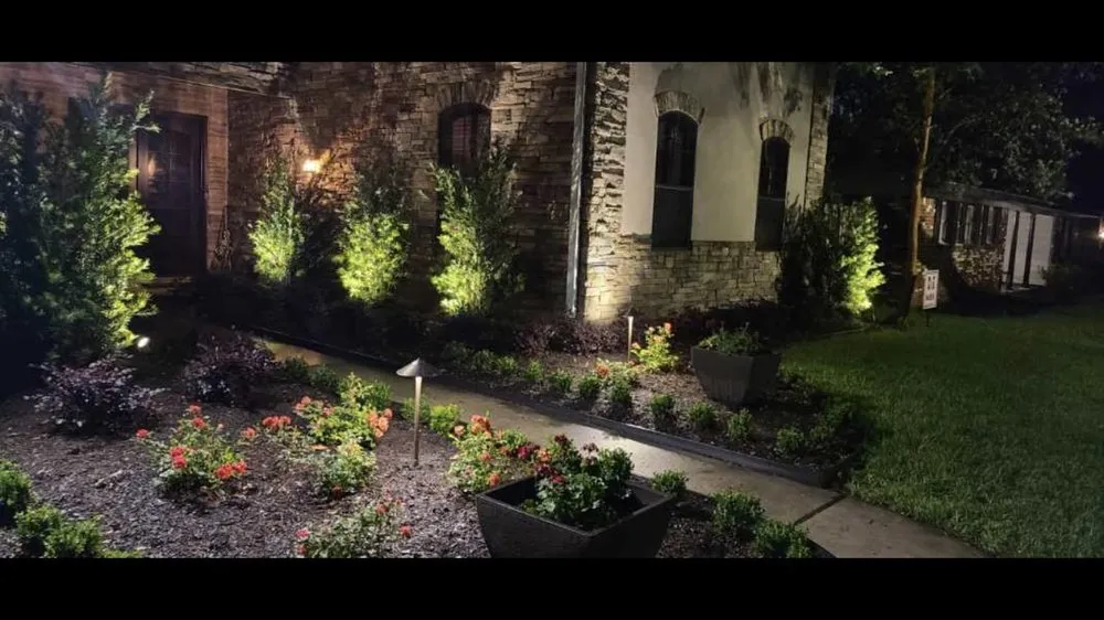 Custom yard maintenance near you in Houston, TX by Texas Vines Landscape