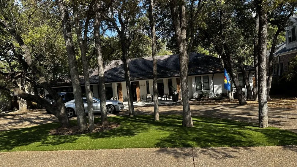Custom lawn care service in Lakeway, TX - TexasTurf