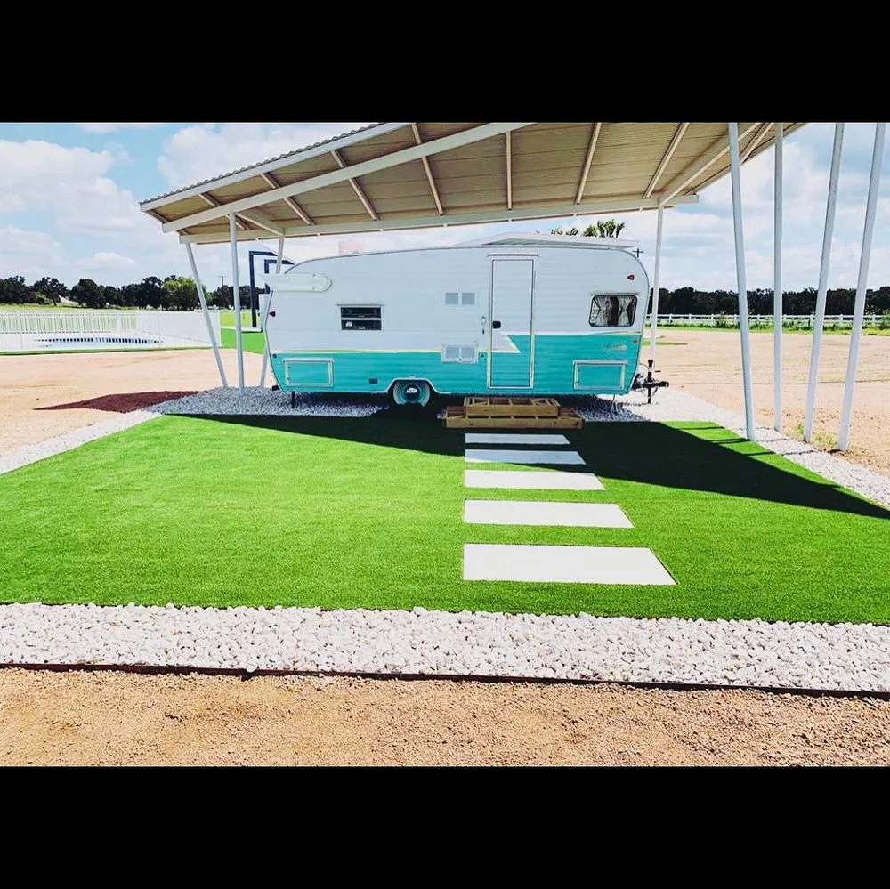 Custom landscaping services in Lakeway, TX - TexasTurf