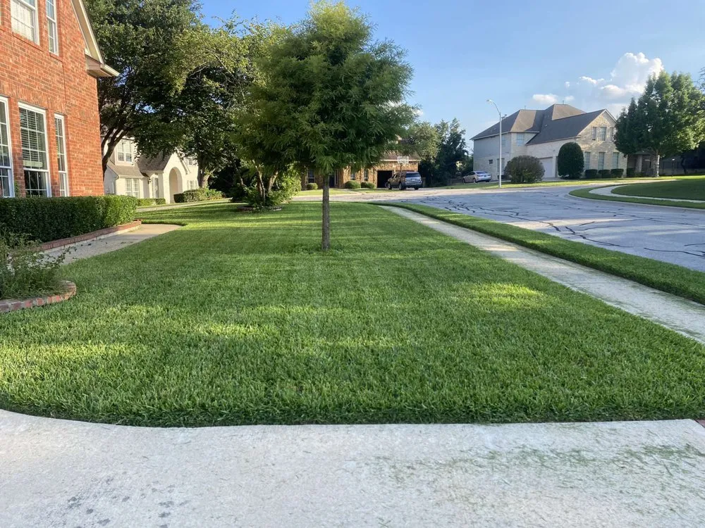 Professional residential landscaping in Hutto, TX by Texicano Lawn Care