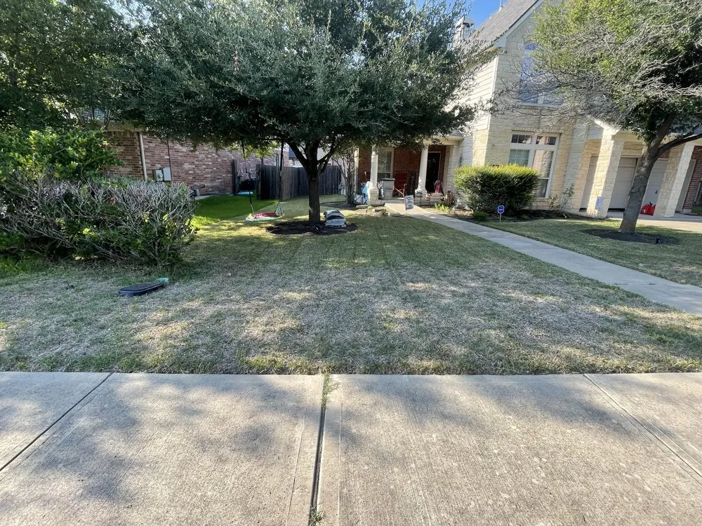 Expert garden landscaping experts serving Hutto, TX - Texicano Lawn Care