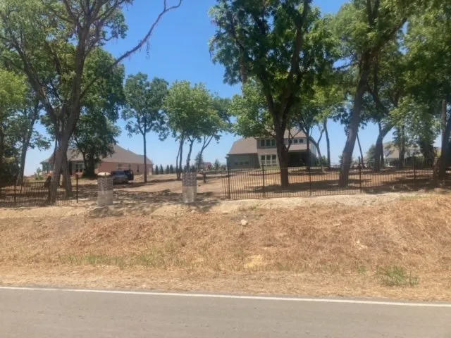 Reliable outdoor landscaping for homes in Van Alstyne, TX by Texoma Grass Guys