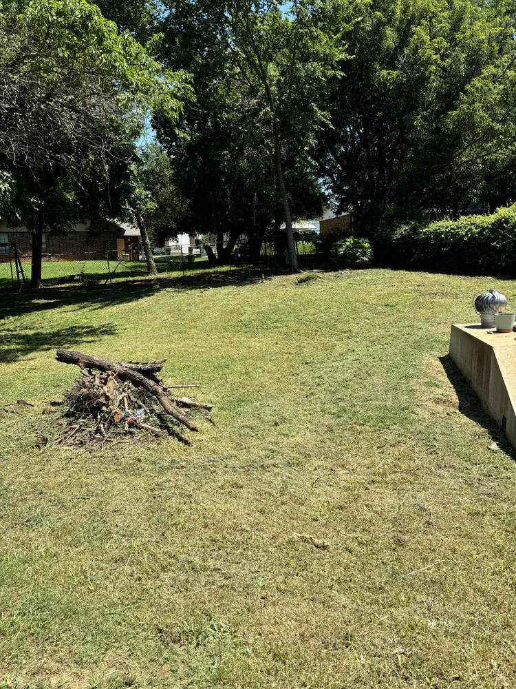 Expert yard maintenance near you across Durant, OK - Texoma Premier Mowing
