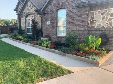 Custom lawn mowing service for homes in Argyle, TX by Texscapes Irrigation
