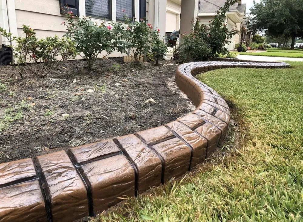 Trusted yard maintenance for beautiful yards in Pflugerville, TX by TexStar Curb & Borders