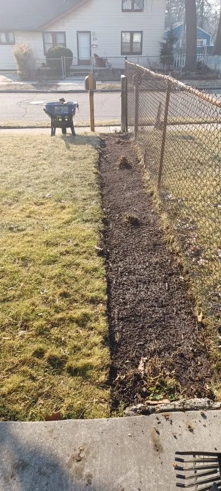 Professional garden landscaping for beautiful yards across Pontiac, MI - Texta landscape