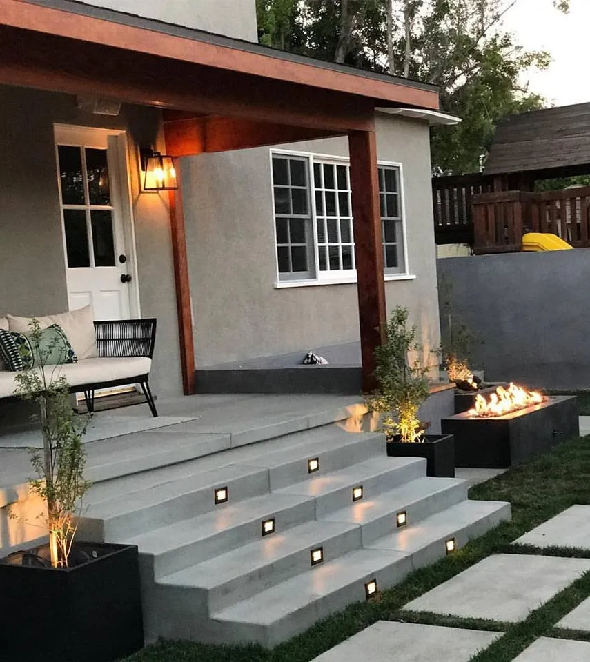 Custom lawn mowing service in Claremont, CA - T.G. Designscapes