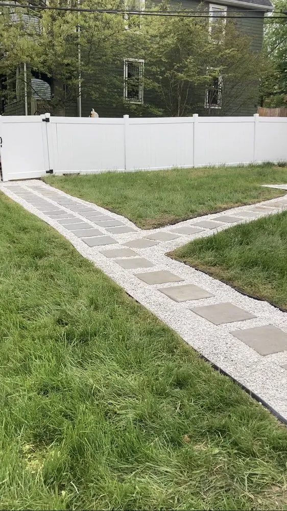Affordable garden landscaping near you in Halethorpe, MD by T&G Five Star Lawn Care & Home