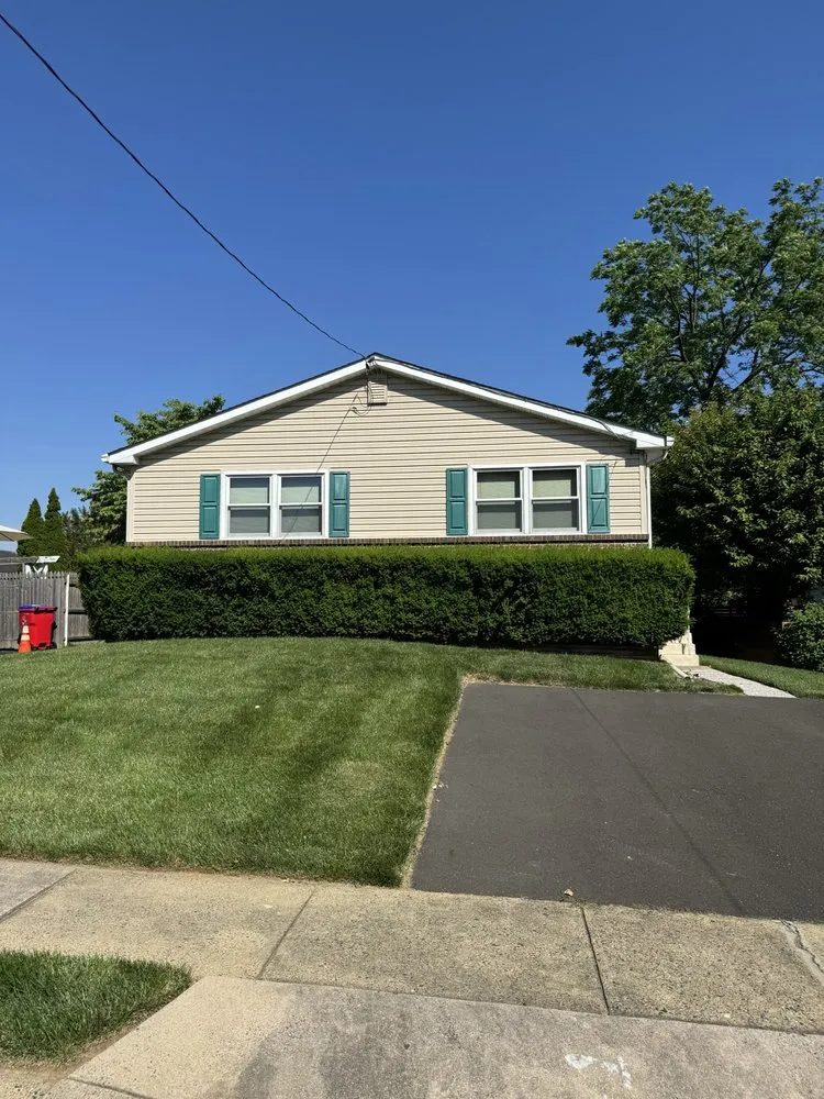 Top-rated lawn mowing service experts serving Rockledge, PA - TGP Landscaping