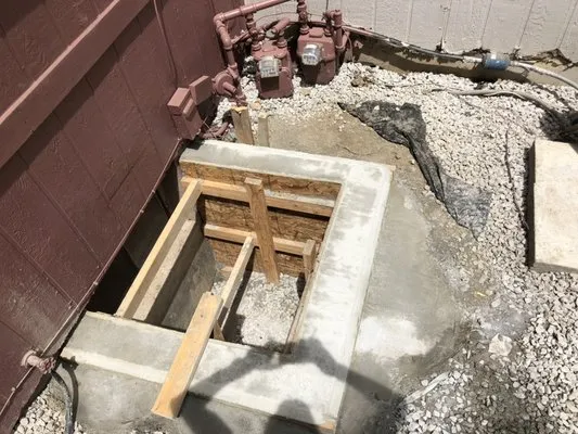 TGT Landscaping & Construction Logo