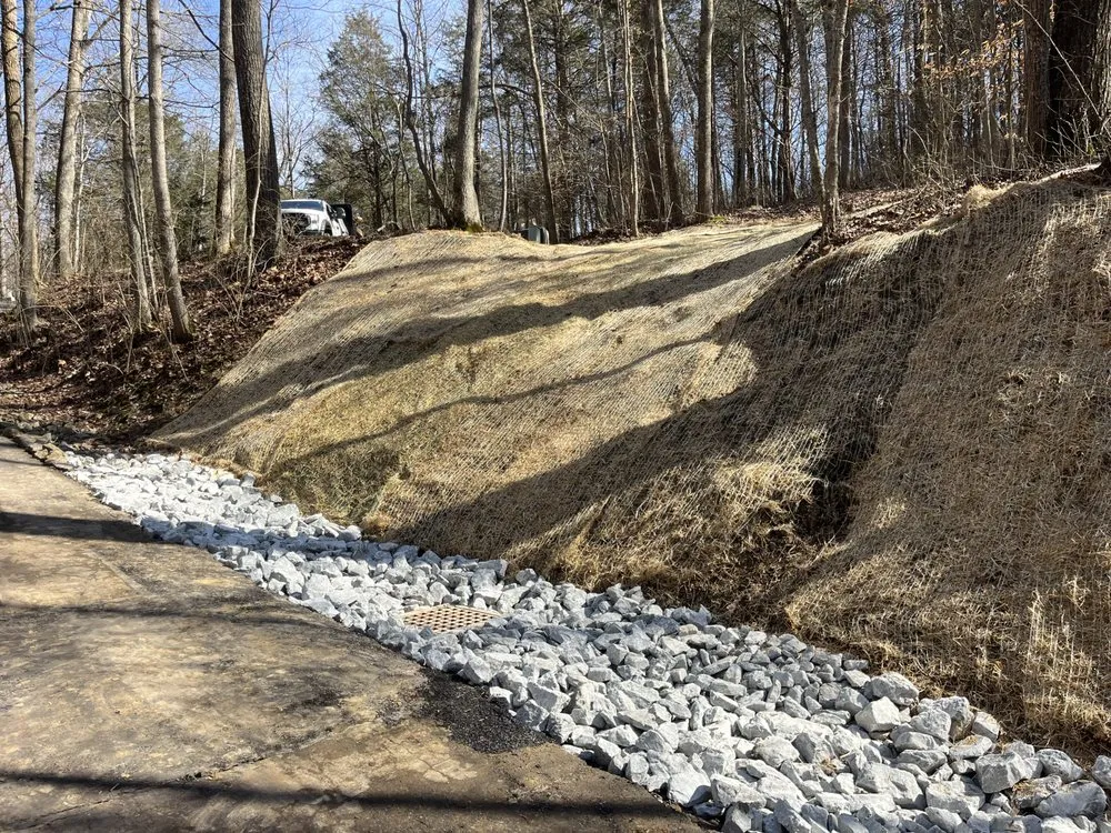 Custom residential landscaping experts serving Goshen, OH - TH Landscaping