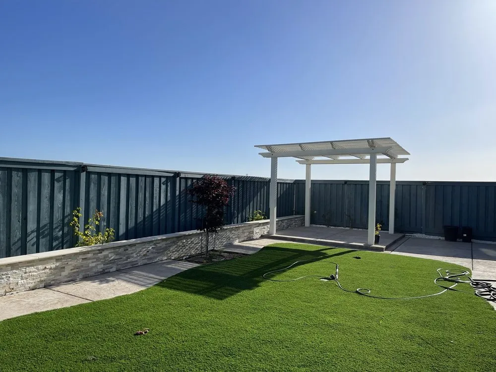 Professional landscape design in Pittsburg, CA by T&H Landscaping