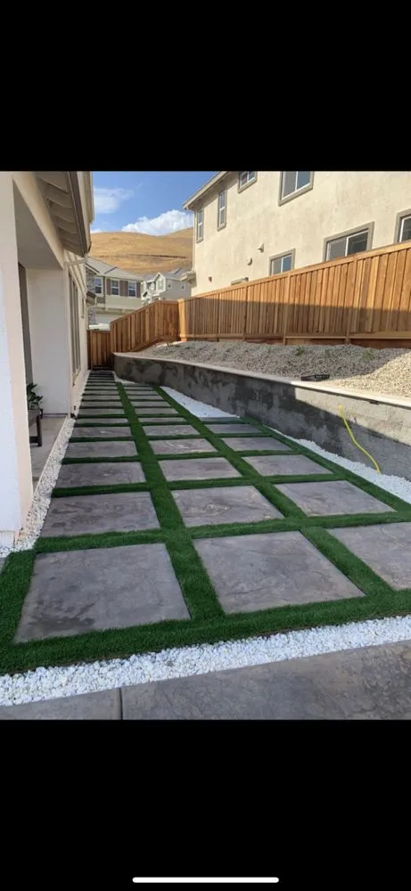 Professional yard maintenance in Pittsburg, CA by T&H Landscaping