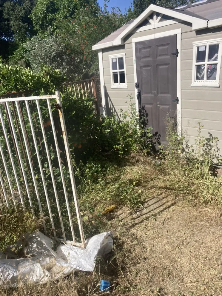 Local lawn care service in San Bernardino, CA - T&h landscaping