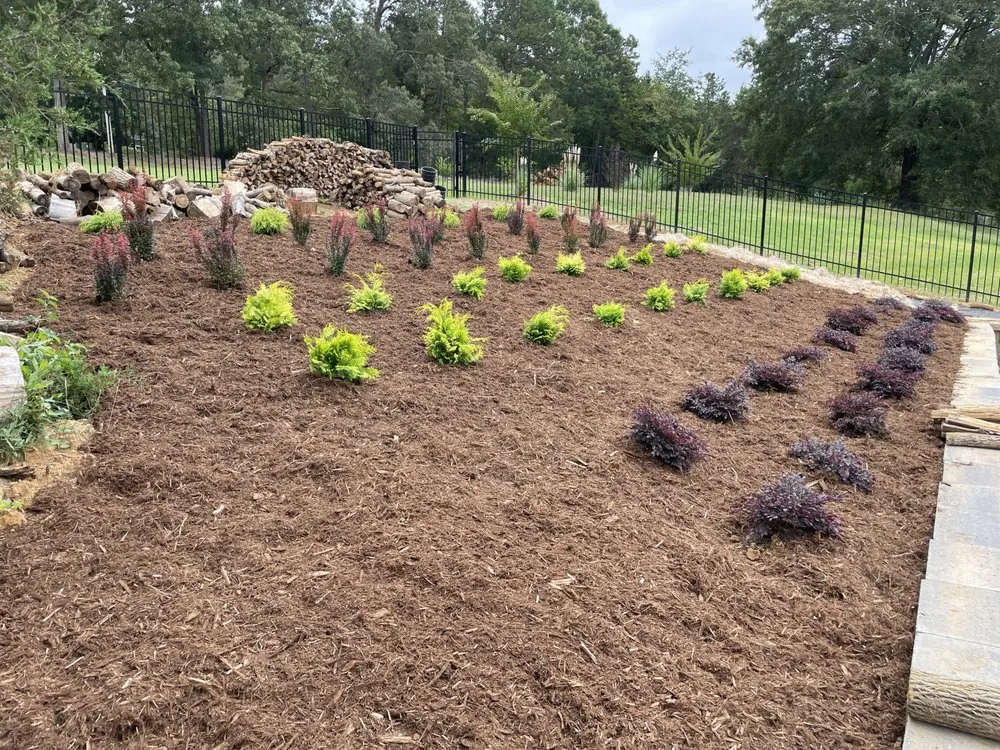 Top-rated residential landscaping experts serving Huntersville, NC - That Guy Ryan Landscaping