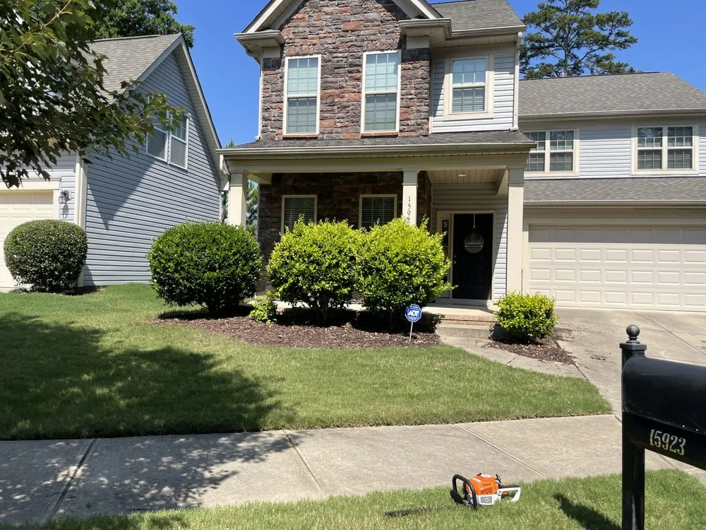 Trusted lawn care service experts serving Huntersville, NC - That Guy Ryan Landscaping