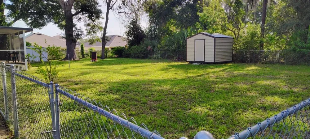 Custom garden landscaping experts serving Summerfield, FL - That One Guy Lawn Care