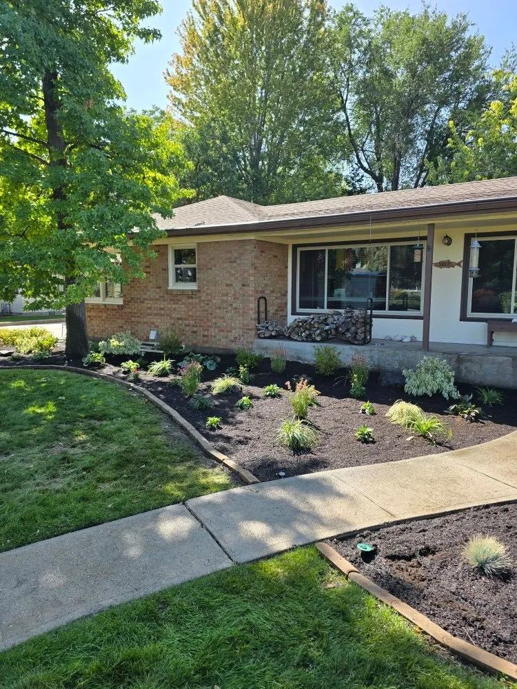 Reliable lawn mowing service experts serving Nampa, ID - The Artisan's Touch