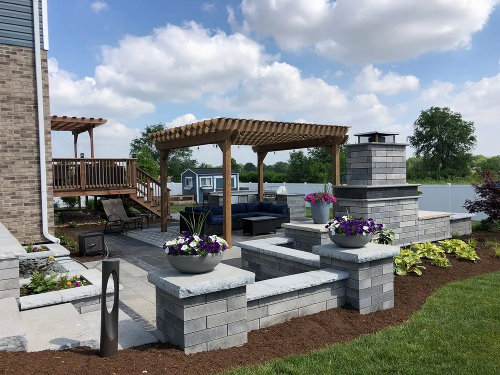 Custom lawn mowing service experts serving Indianapolis, IN - The BackyarDream Landscaping