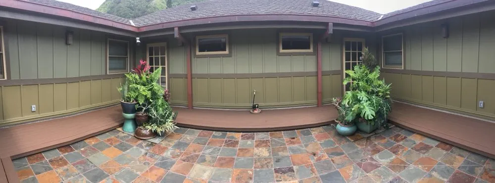 Local lawn care service for homes in Honolulu, HI by The Barechested Arborist