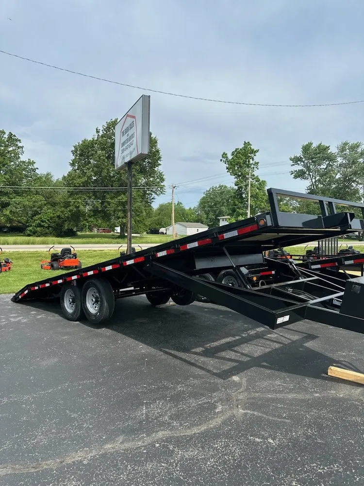 Affordable landscape design in Canton, IL - The Barn Sales 2