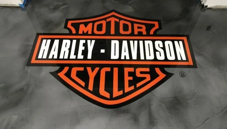 Trusted lawn mowing service in Fort Walton Beach, FL by The Bay Boys