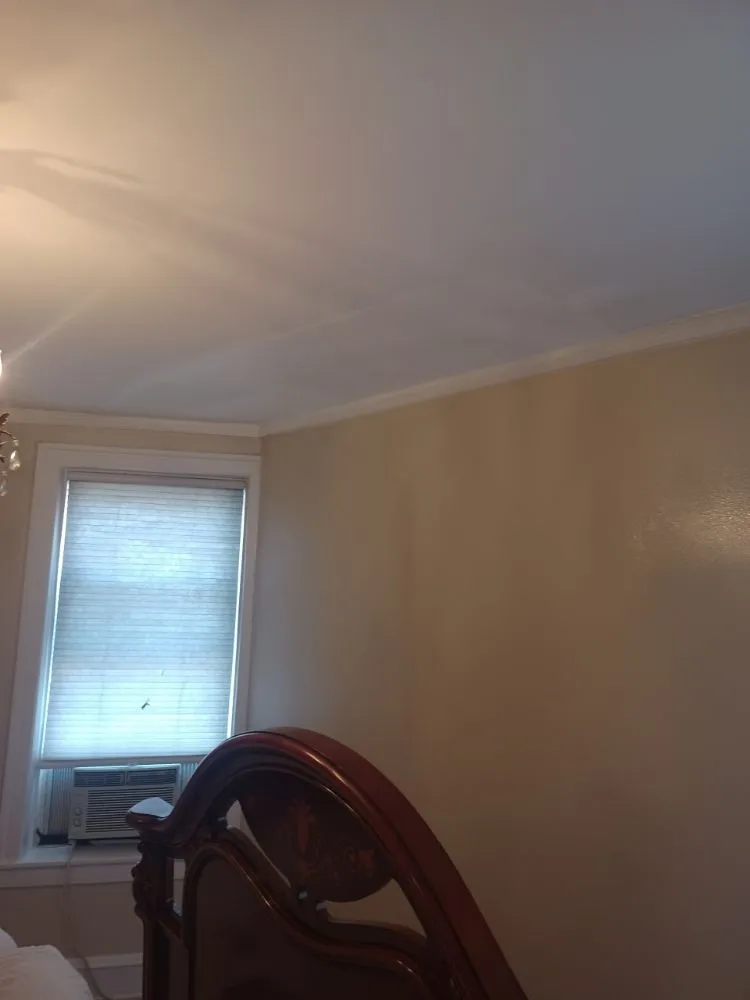 Custom lawn mowing service for residential properties across Chicago, IL - The Best Care Home Services