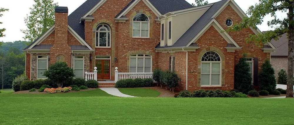 Professional yard maintenance experts serving Rex, GA - The Best Grass