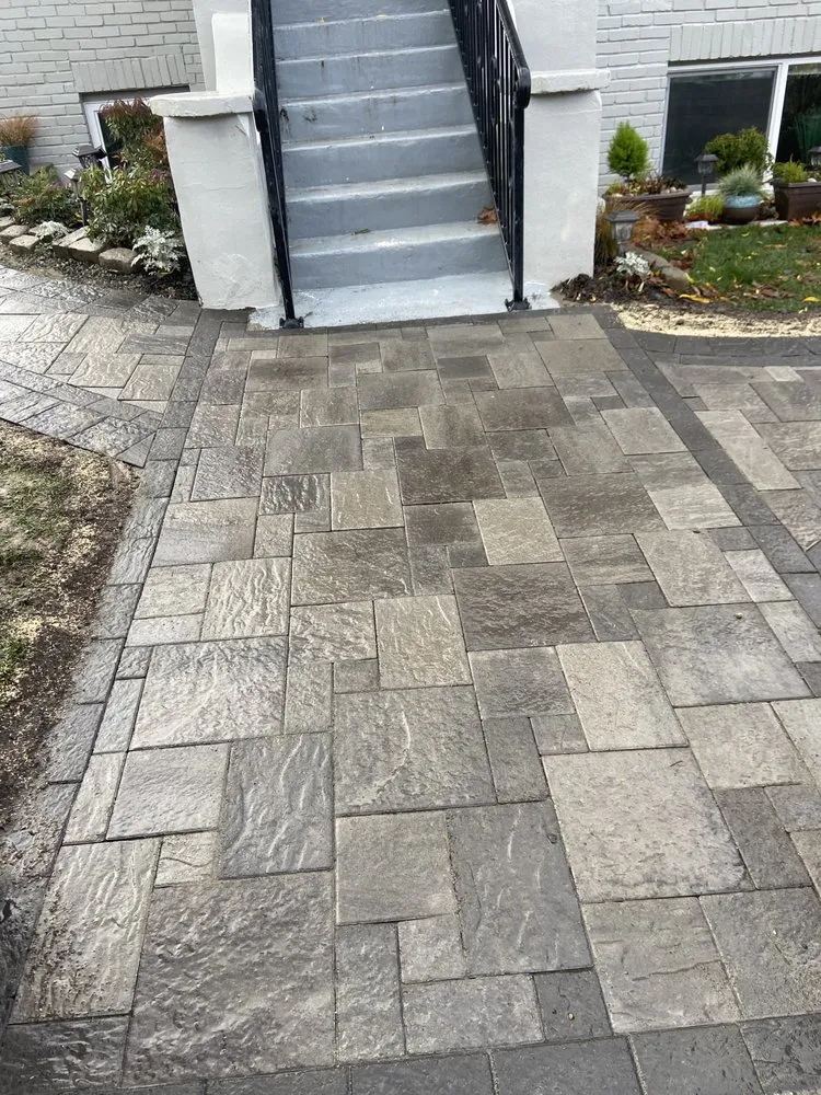 Reliable landscape installation for homes in Federal Way, WA by The Best Green Landscape